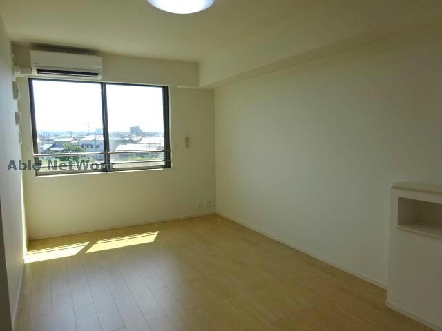 物件内観写真8　(同型モデル)