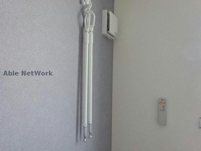 物件内観写真26　(室内物干し)