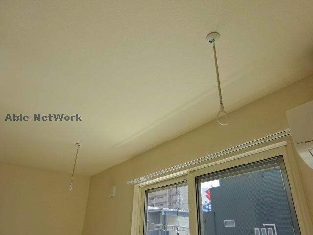 物件内観写真21　(室内物干し)