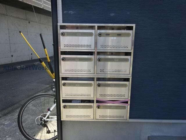 物件外観写真2　(集合郵便)