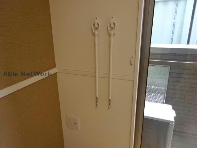 物件内観写真21　(室内物干し)