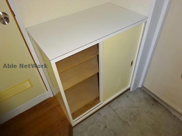 収納(同型モデル)