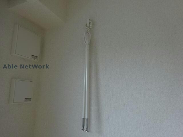 物件内観写真26　(室内物干し)