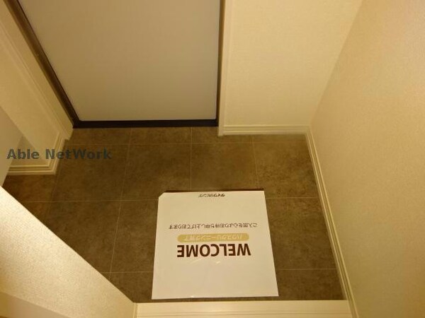 玄関回り(同型モデル)