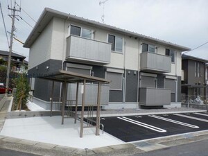 グランシャリオ穴橋　Ｂ棟外観写真