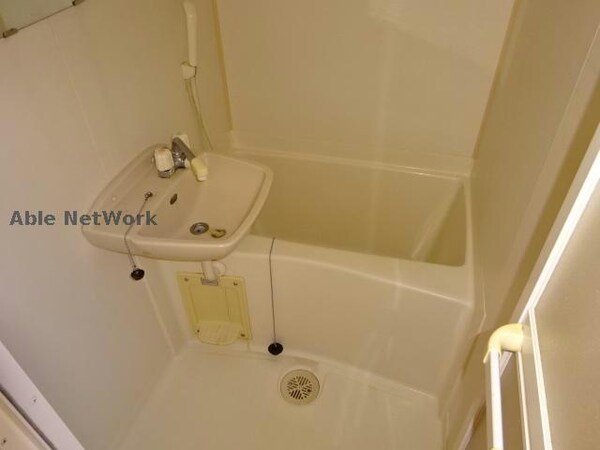バス／シャワールーム等(同型モデル)