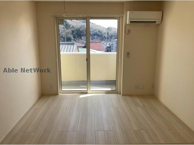 物件内観写真6　(同型モデル)