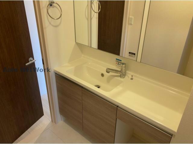 物件内観写真13　(同型モデル)