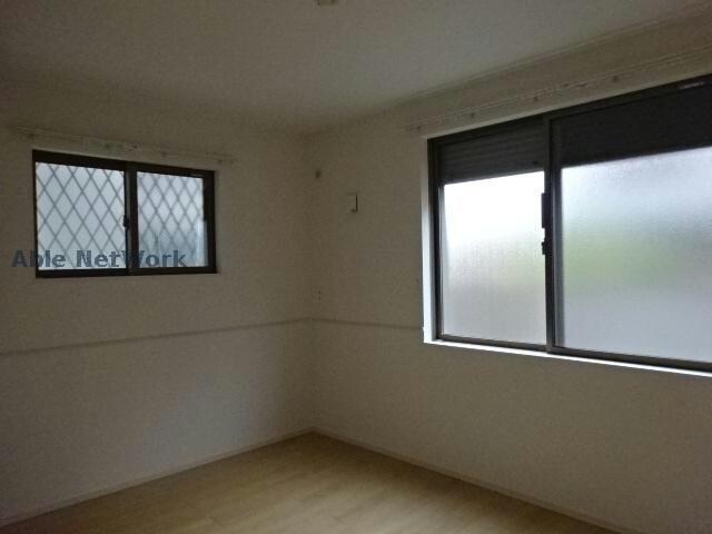 物件内観写真11　(同型モデル)