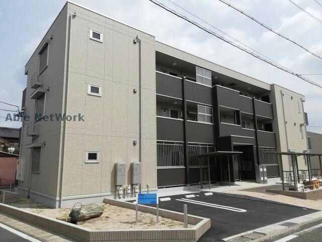 物件外観写真2　(外観（北東側）)