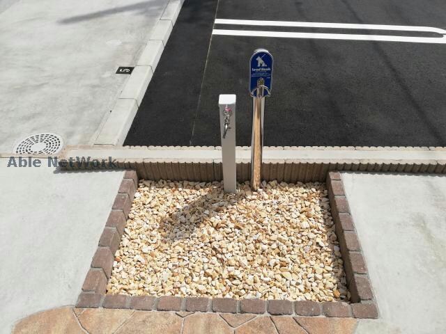 物件外観写真5　(ペット足洗い場)