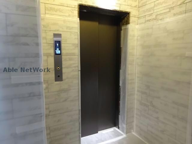 物件外観写真4　(エレベーター)