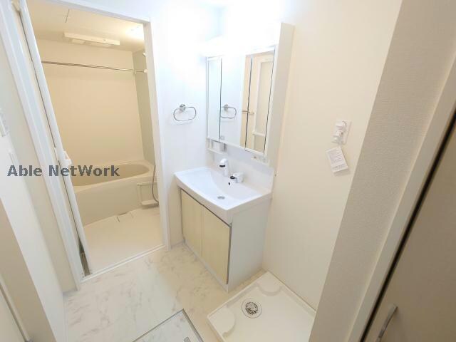 物件内観写真9　(同型モデル)