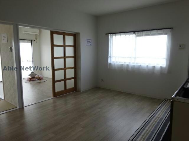 物件内観写真8　(同型モデル)