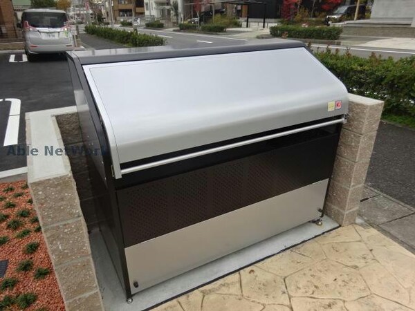 建物設備(ゴミ置き場)