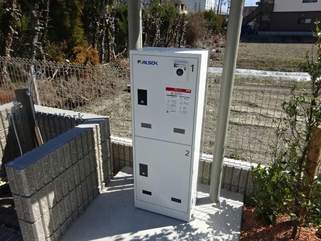 物件外観写真5　(宅配ボックス)