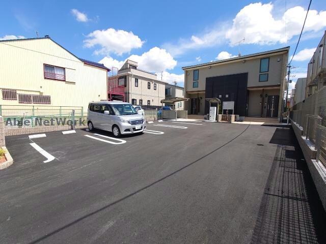 物件外観写真2　(A棟)