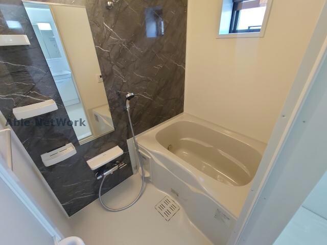 物件内観写真15　(同型モデル)