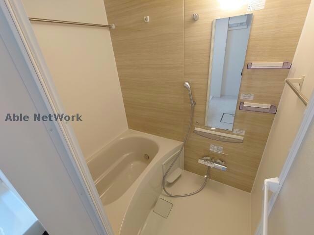 物件内観写真9　(同型モデル)