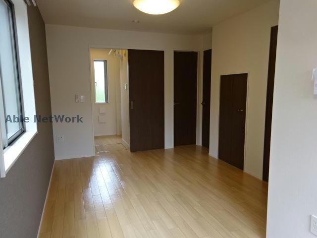 物件内観写真8　(同型モデル)