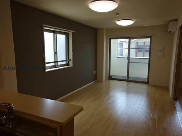 リビングダイニング(同型モデル)