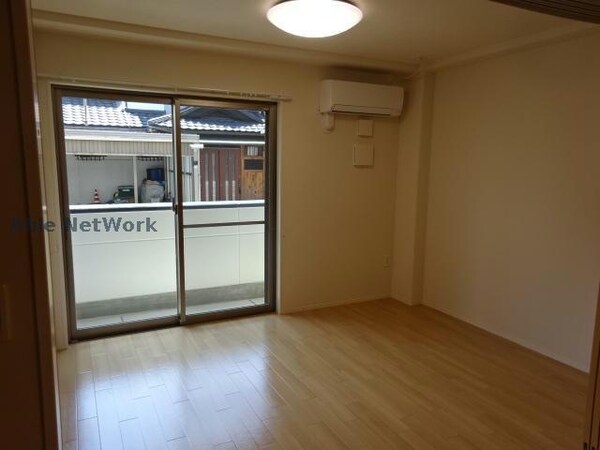 居室(同型モデル)