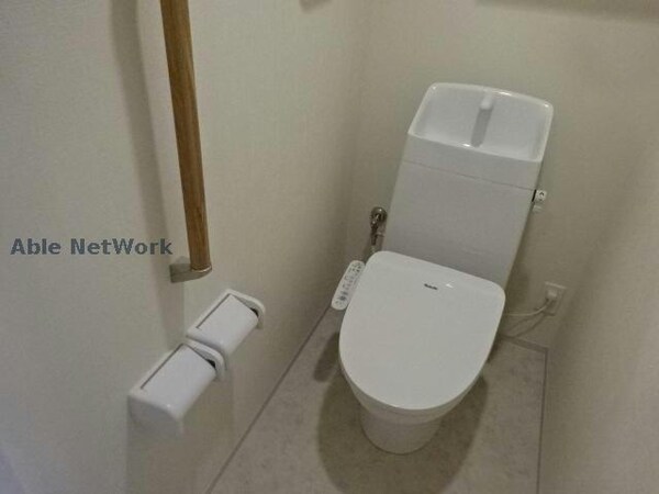 トイレ(同型モデル)
