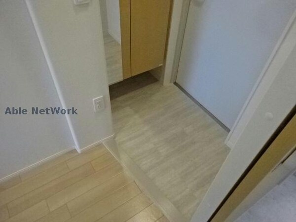 玄関回り(同型モデル)