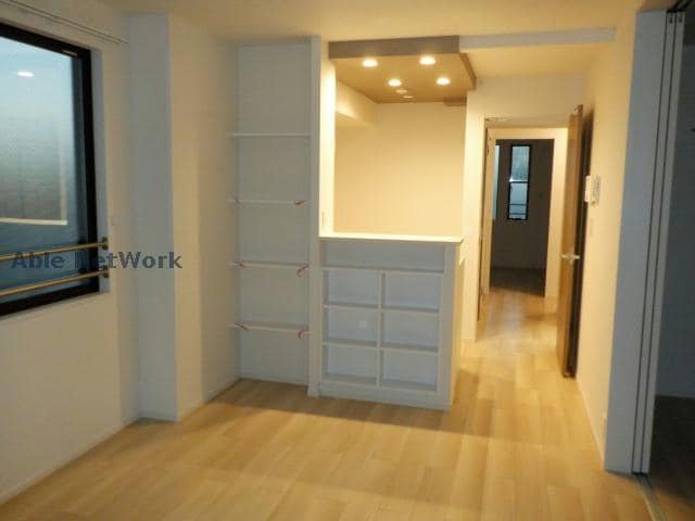 物件内観写真3　(同型モデル)