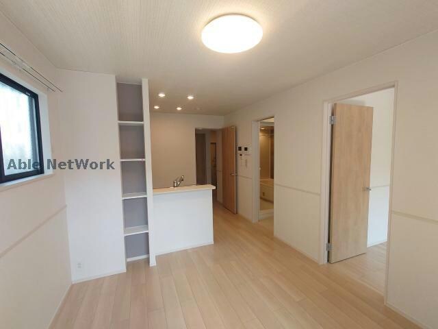 物件内観写真3　(同型モデル)