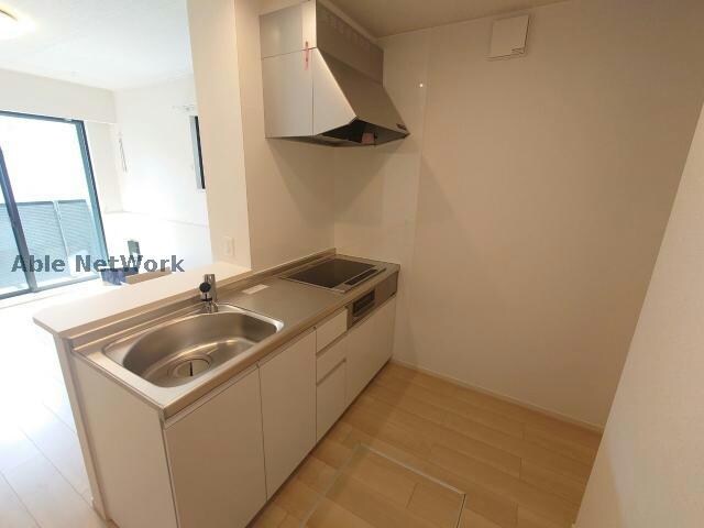 物件内観写真4　(同型モデル)