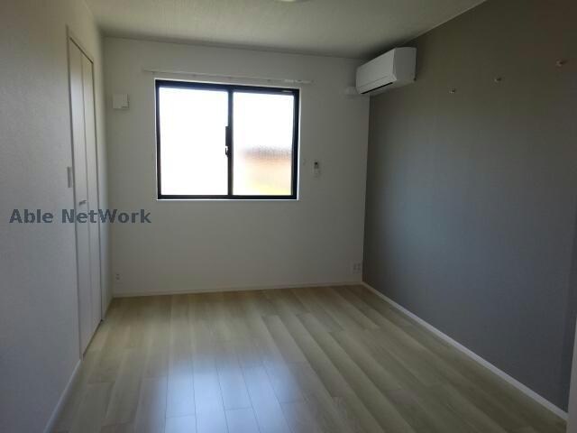 物件内観写真4　(同型モデル)