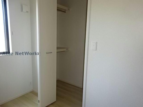 収納(同型モデル)