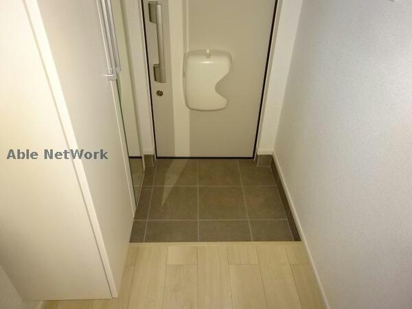 玄関回り(同型モデル)