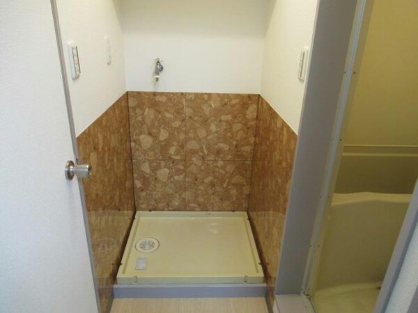 洗面所・脱衣所(洗濯機置場)