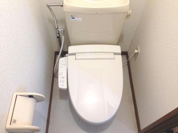 トイレ(※別部屋イメージ)