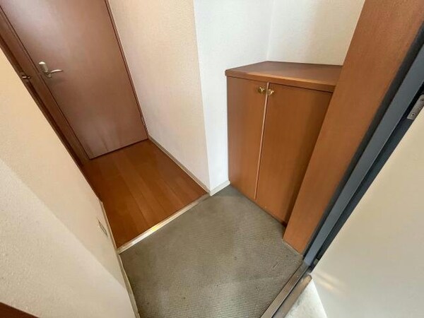 玄関回り