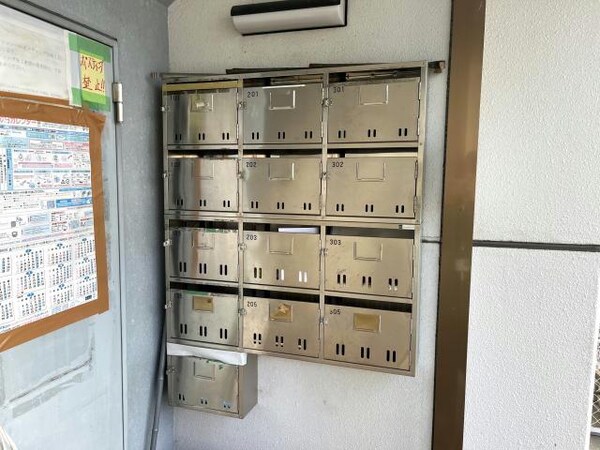 建物設備(集合ポスト)