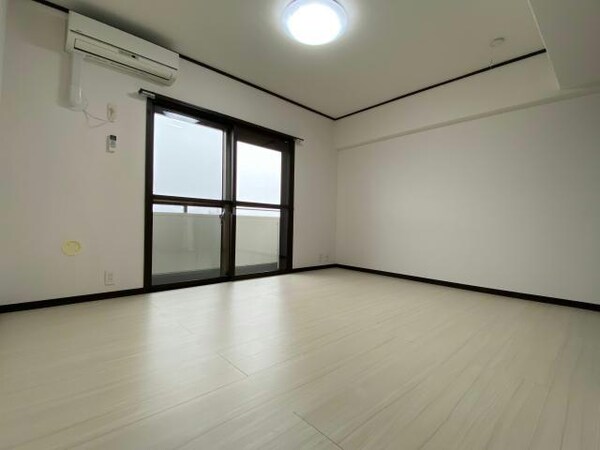 リビングダイニング