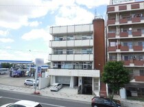 東北新幹線（東北地方） 郡山駅 5階建 築47年の外観写真