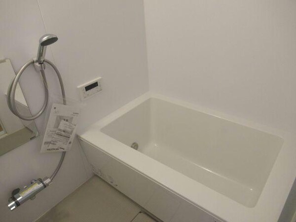 バス／シャワールーム等(別室参照)