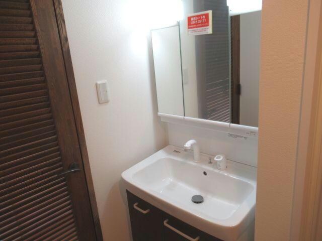 物件内観写真7　(別室参照)