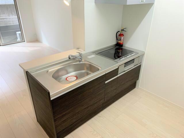 物件内観写真7　(システムキッチン（3口）)