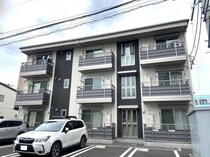 東北本線 郡山駅 3階建 築6年の外観写真