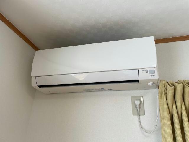 物件内観写真11　(1Fエアコン)