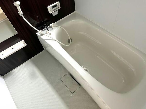 バス／シャワールーム等(※別部屋イメージ)