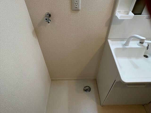 物件内観写真16　(室内洗濯機置き場)