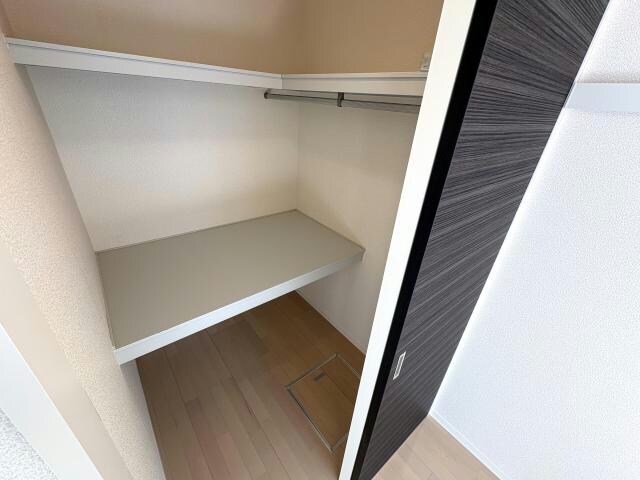 物件内観写真21　(ウォークインクローゼット)