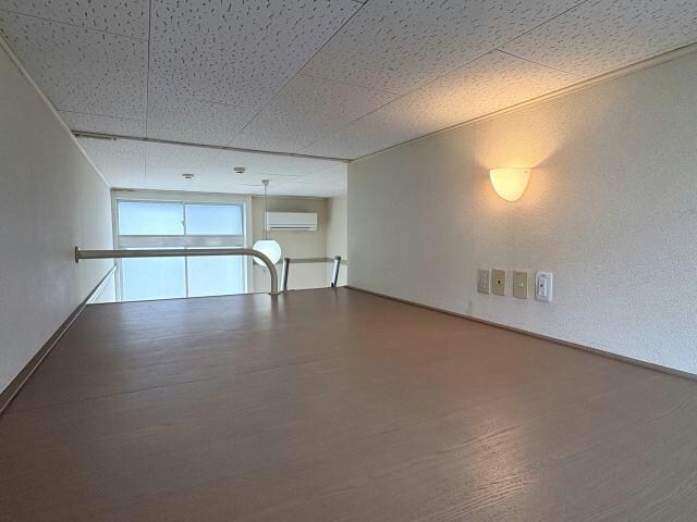 物件内観写真11　(ロフト)