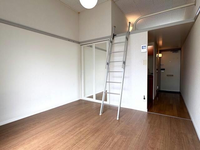 物件内観写真18　(別角度)